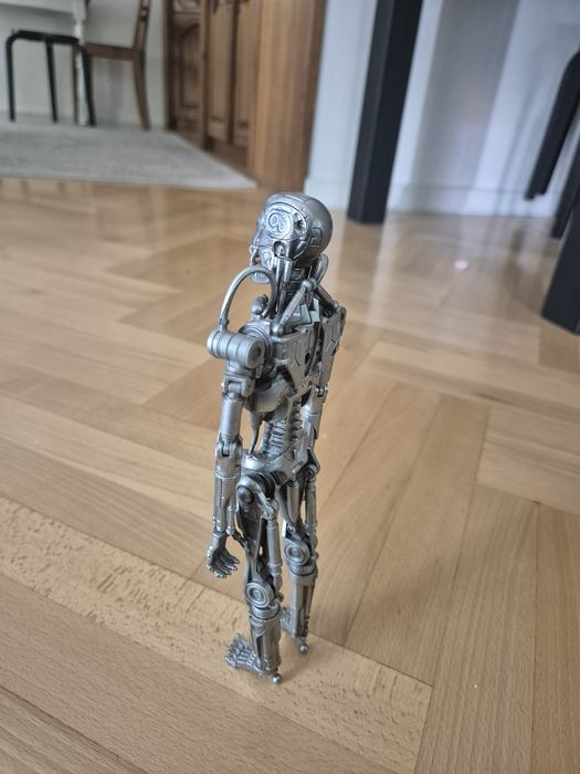 Terminator Salvation - T-RIP 10" 2009 figurka