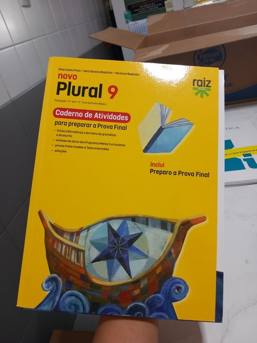 Caderno de atividades Português 9°ano