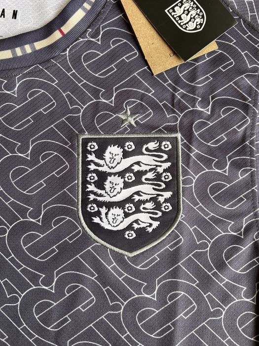 Camisola Inglaterra 2024 - Jordan X Burberry