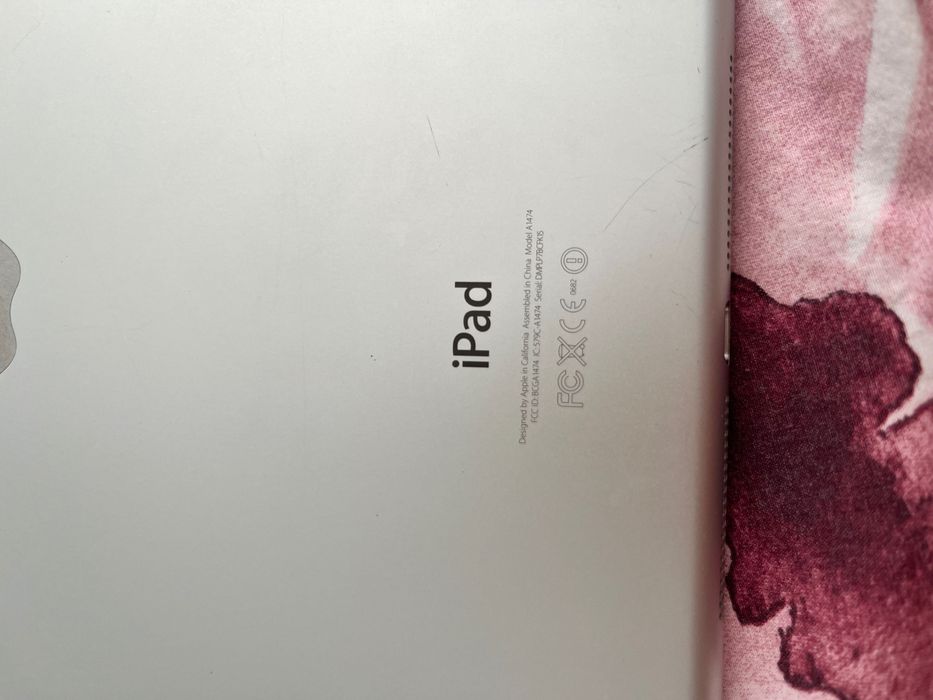iPad Air 32GB Wi-Fi — Ecrã Impecável (Testado e a Funcionar)