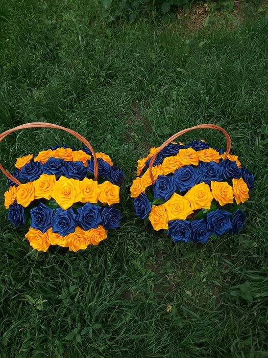 Патріотичні троянди