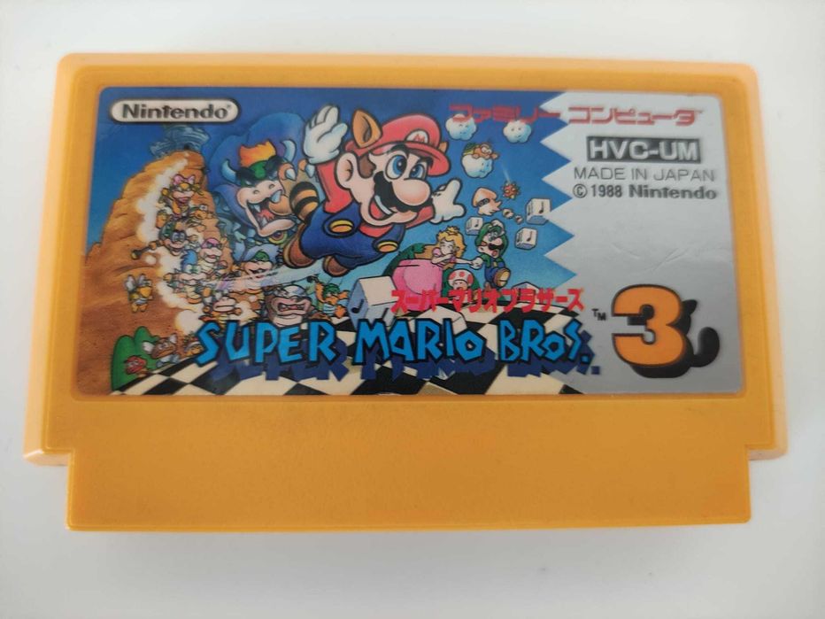 Super Mario Bros 3 Famicom HVC-UM