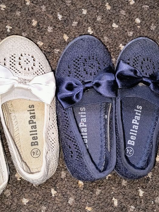 Sandałki dla dziewczynki