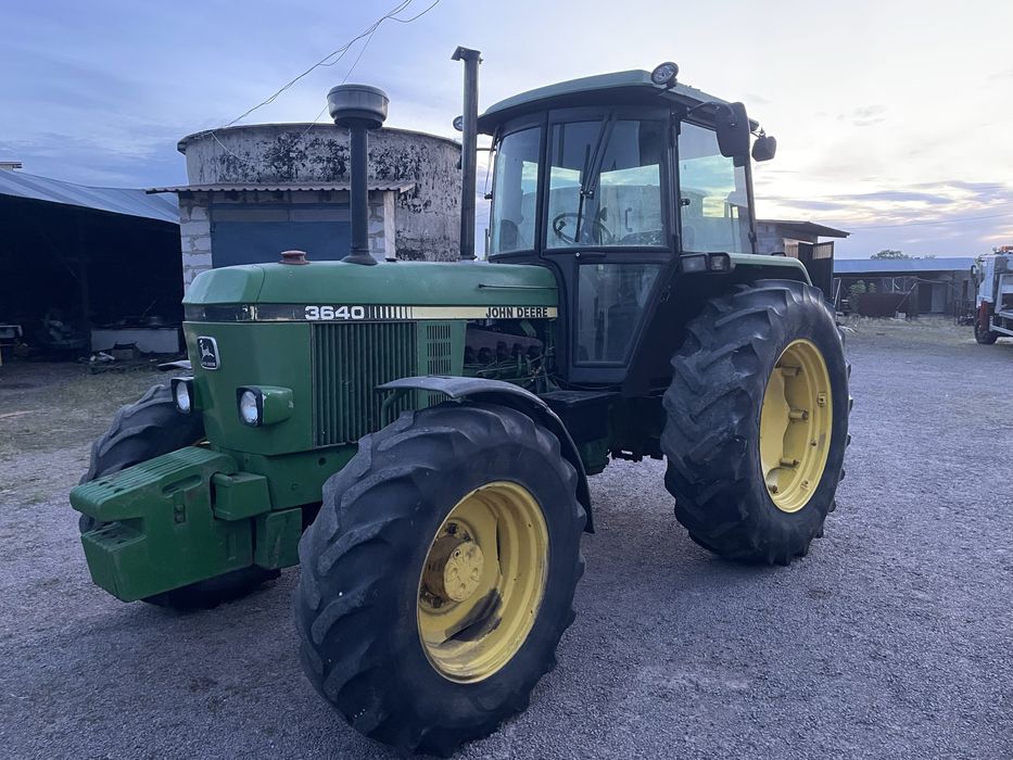 Продам трактор John Deere 3640