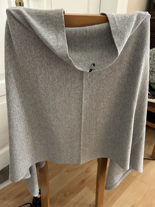 Poncho typu golf kaptur szal