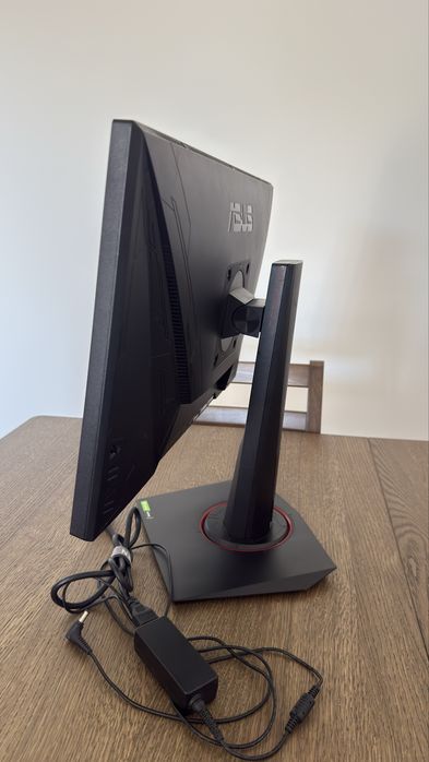 Monitor Gaming ASUS VG248QG 24''  165Hz - 0.5 ms - G-Sync