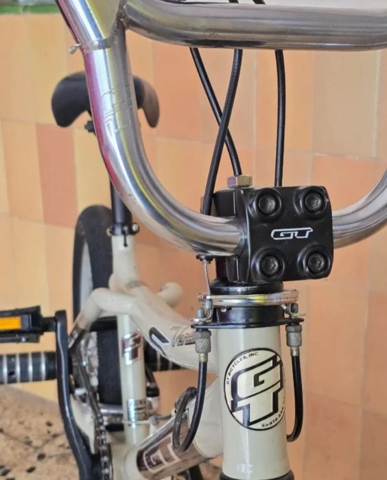 Bmx GT Vertigo 2000