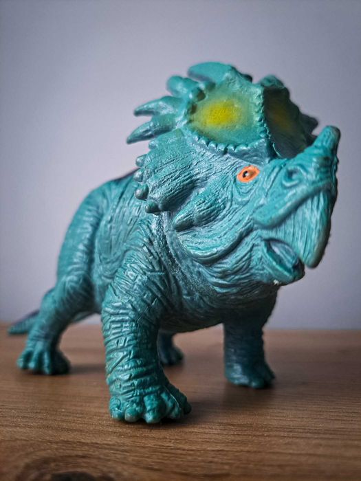 Styrakozaur dinozaur figurka
