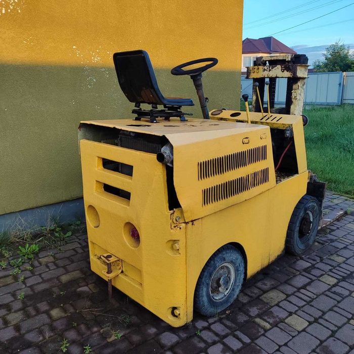 Продам дизельний навантажувач (погрузчик). Торг!
