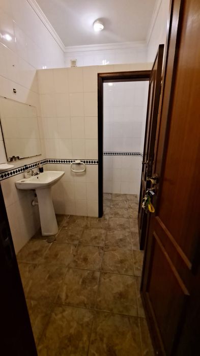 Escritório com 2 salas junto ao tribunal