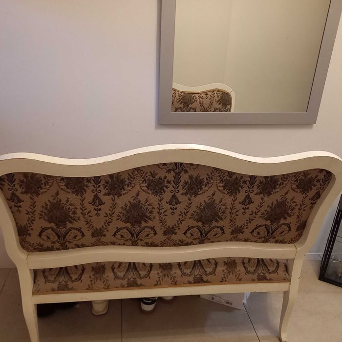 Sofa w stylu Ludwikowskim