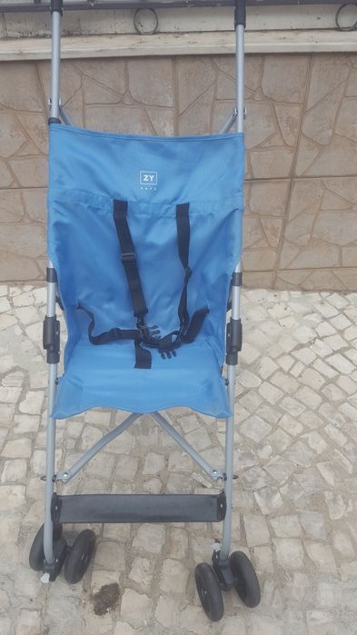 Carrinho da Chicco para passear crianças  é novo a estrear