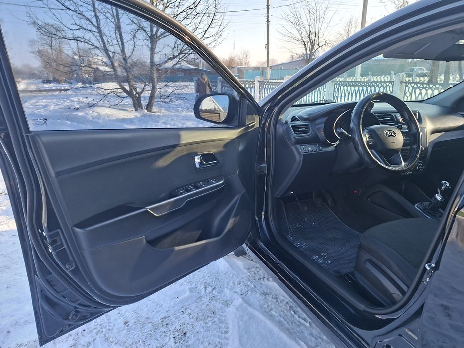 Kia Rio 3 2011 року, 1.6 MPI Газ/бензин, комплектація Prestige