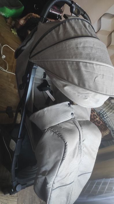 Продам коляску практически новая