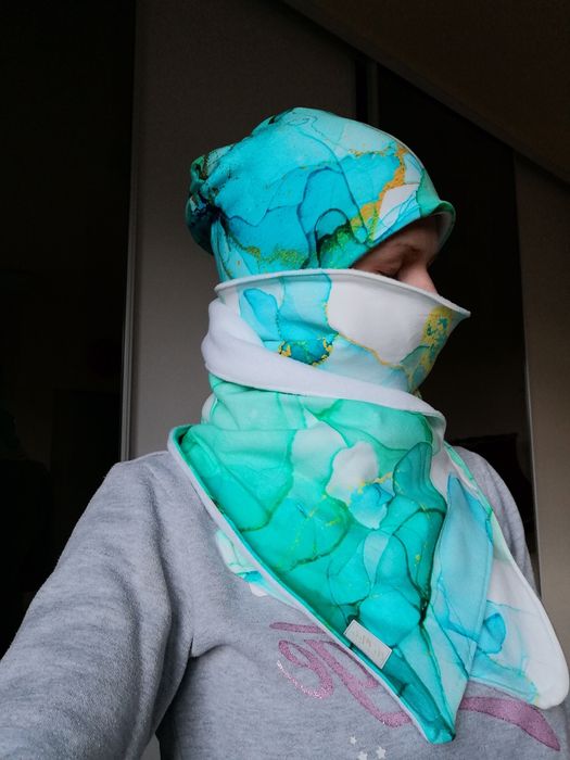 Komplet zimowy czapka smerfetka plus szal 150 cm na polarze