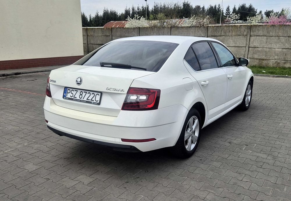 Skoda Octavia Benzyna Automat Zarejestrowana