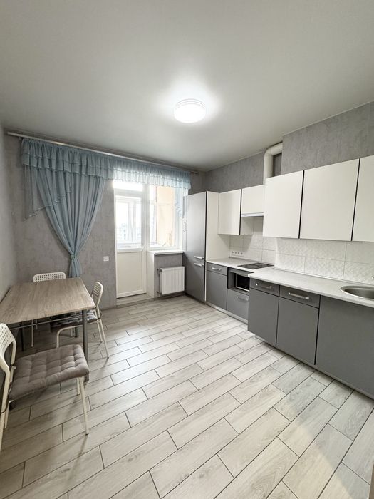 Продам 1 кімнатну квартиру з ремонтом і меблями ЖК Софія Київська