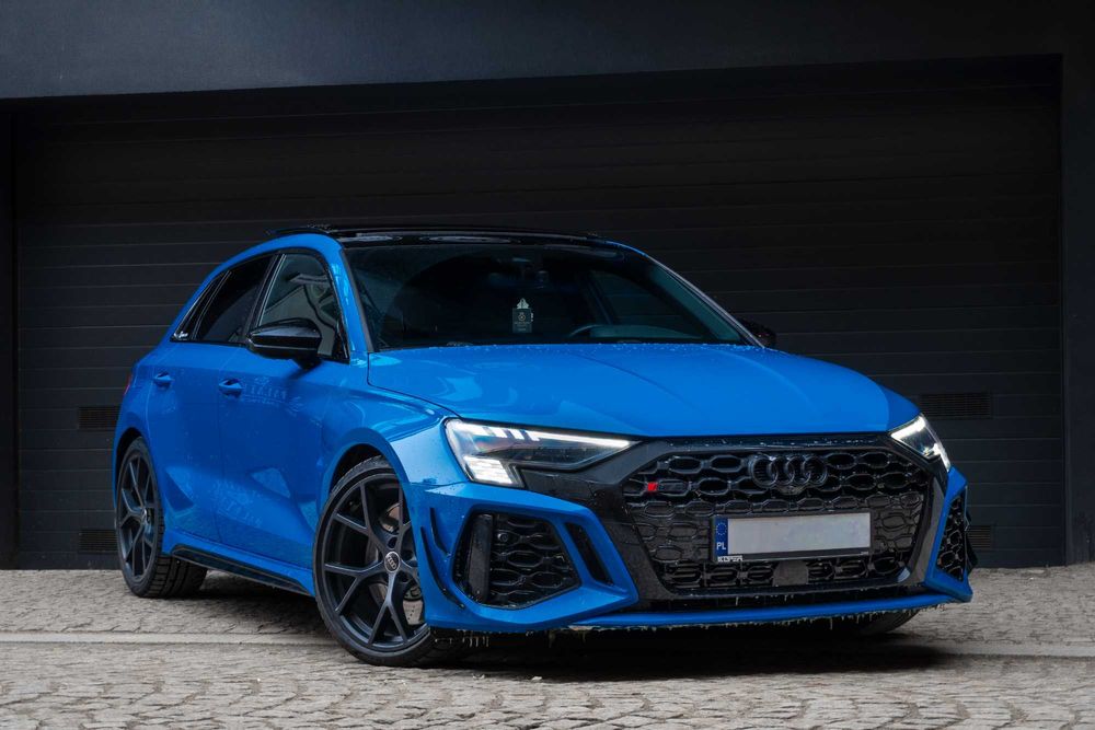 Wynajem Audi RS3 3.8sek 0-100 Wypożyczalnia aut sportowych i premium