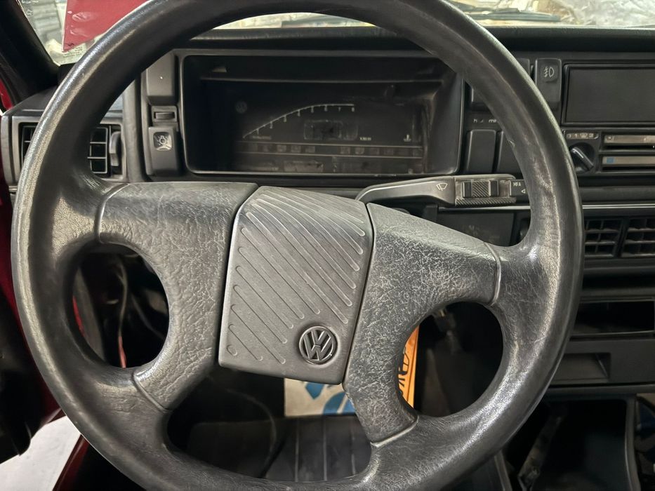 Vw Golf 1.8GTi 16v High Tech (versao numerada)