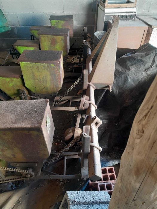 Semeador de Cereais - 4 Linhas