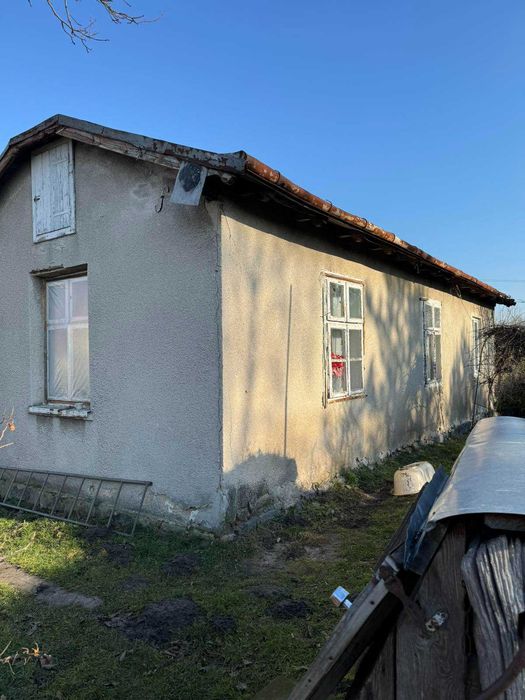 будинок та земельна ділянка 28 сот., м. Жовква