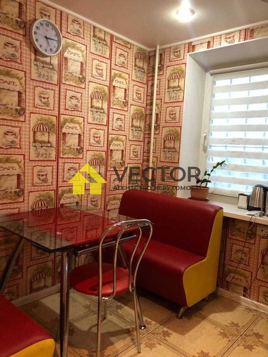 Продаж 2 кім квартири по Кільцю. Цегла. Меблі + Техніка