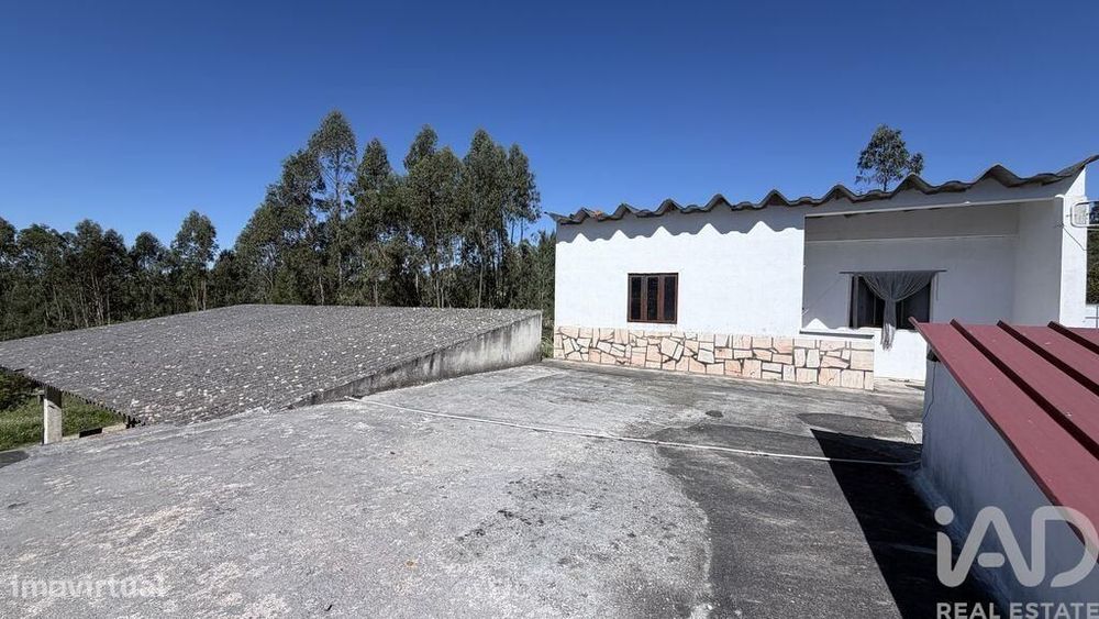Terreno em Amiais de Baixo