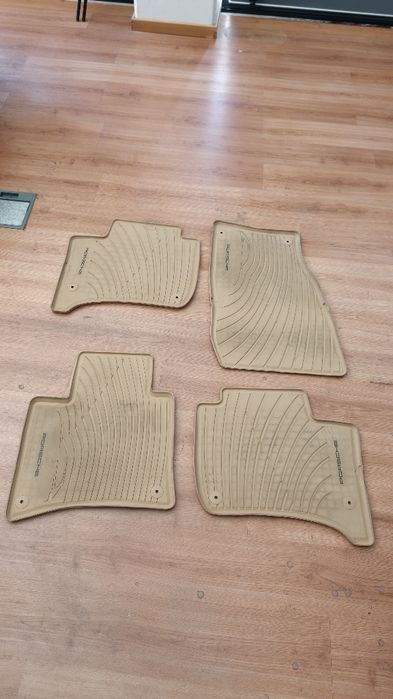 Tapetes de borracha Porsche Cayenne