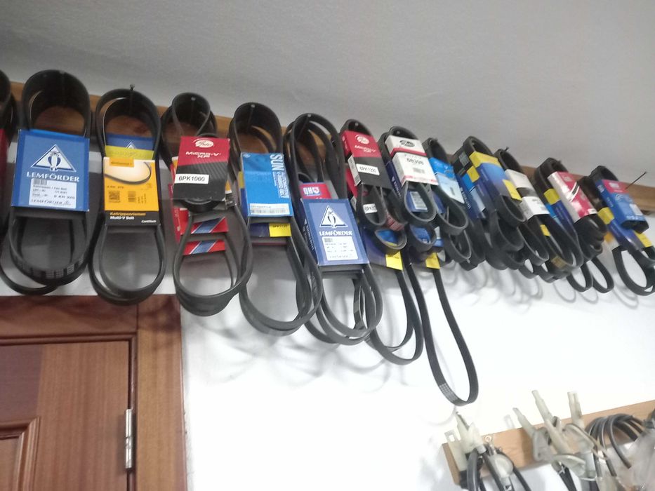 Peças para Automóveis em bom preço, encerramento da loja.