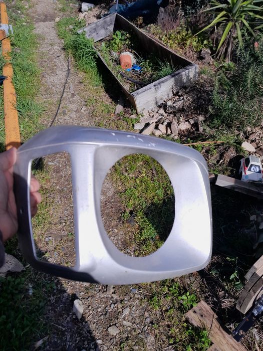 Moldura de farol de tuk tuk piaggio ape calessino 200