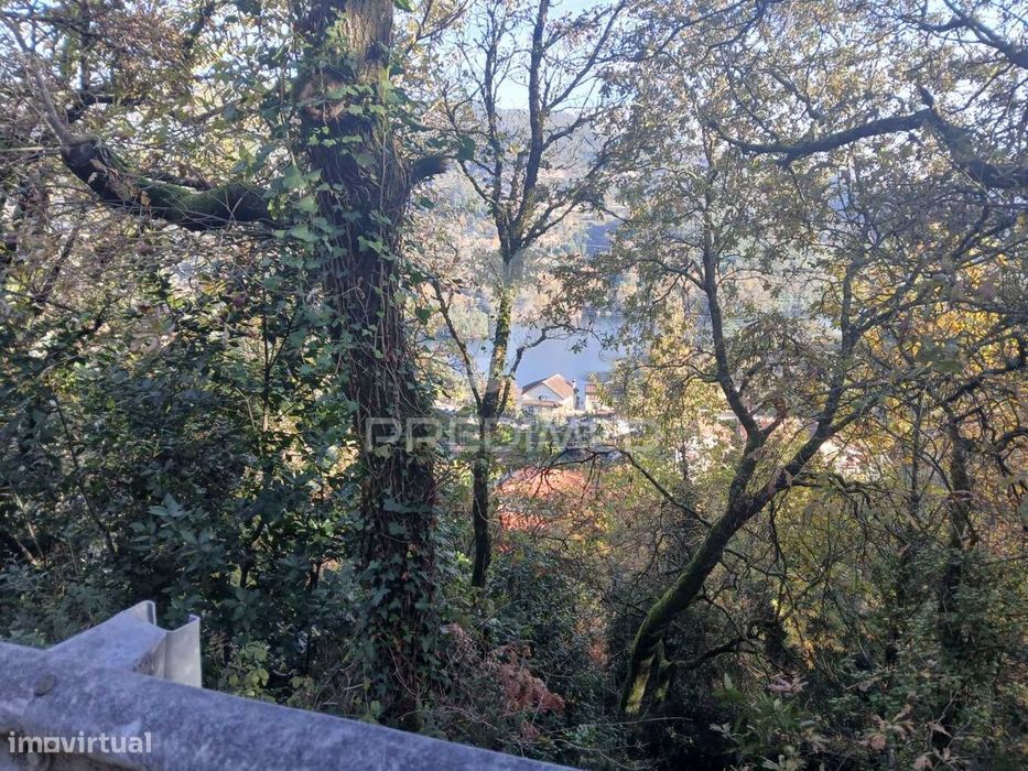 Terreno de Construção em Exclusivo – Vieira do Minho