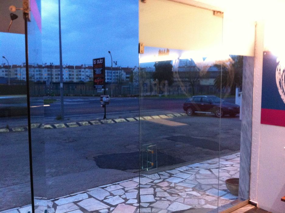 Alugo Loja na circular no Montijo