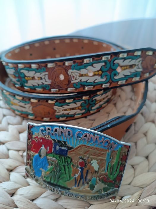 Cinto Mexicano em pele com fivela do Gran Canyon - 120cm