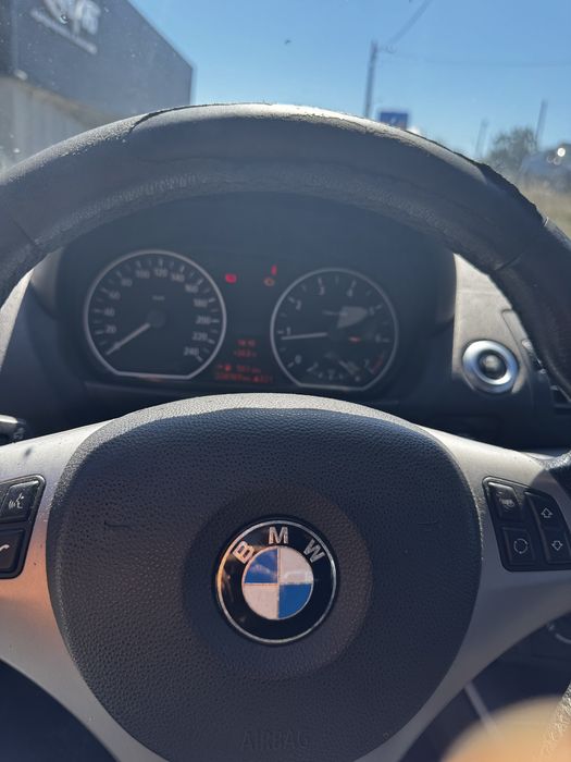 BMW 116i | Gasolina | Negociável foto 5