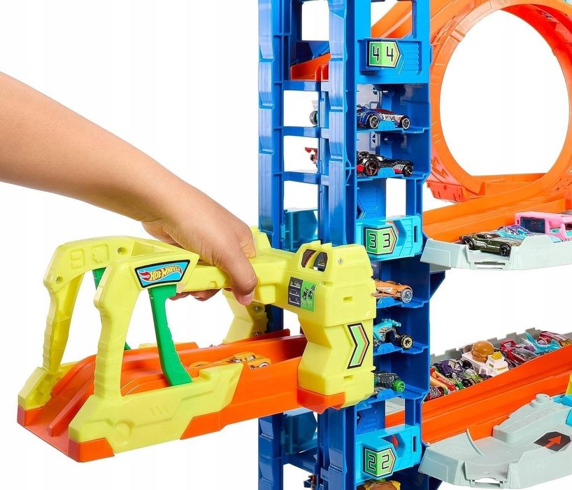 AUTKA Hot Wheels Ultimate garaż 4 piętra ze smokiem
