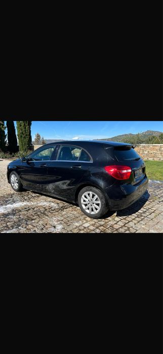 Mercedes-Benz A180