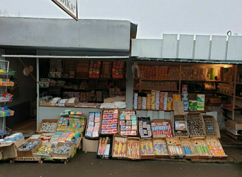 Продам подвійний контейнер на ринку "Млинівський" місто Дубно