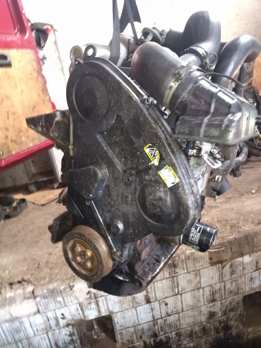 Двигатель Пежо Боксер 2.5 тд