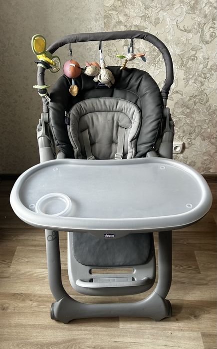 Стульчик chicco polly magic