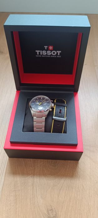 Zegarek TISSOT PR 100 40MM
06.08 godz 9:15, 10:30, 13:45