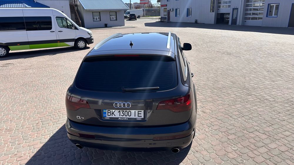 Авто Ауді Q7 2007рік