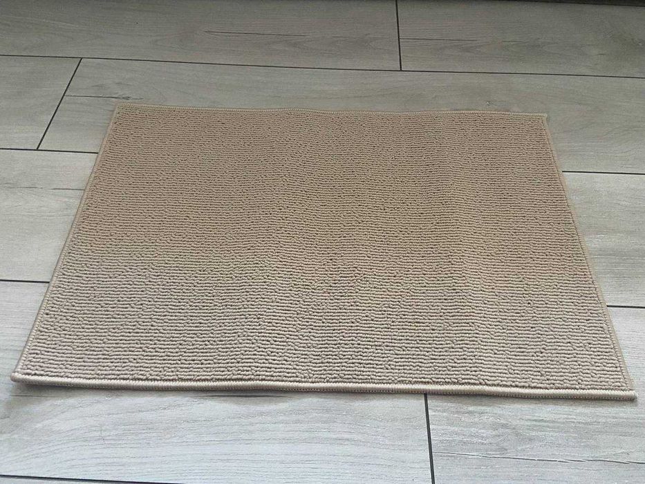 Килимок у ванну килим для ванної кімнати бежевий