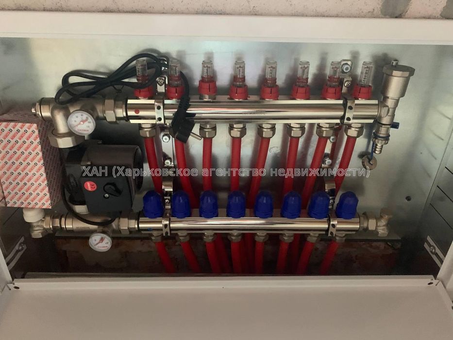 Продам будинок два поверха в Високом. Е06
