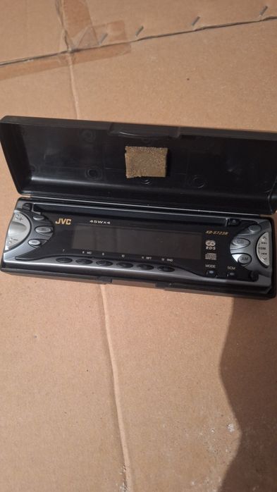 Nowy panel radia JVC KD-S723R