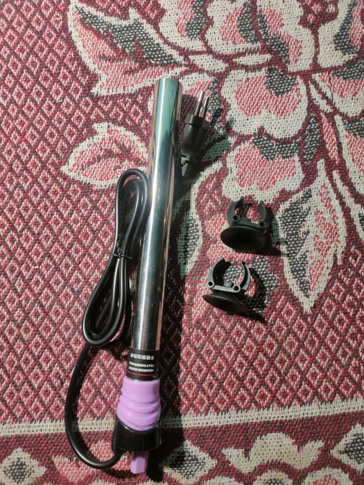 Нагрівач металевий для акваріумів від 100 до 200 літрів HeiMizu Z