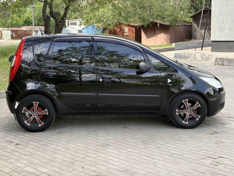 Mitsubishi Colt 1.3 MKПП