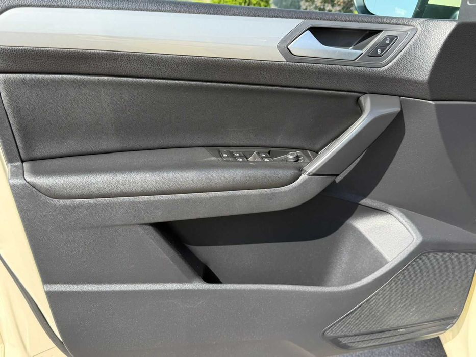 Volkswagen Touran 2016