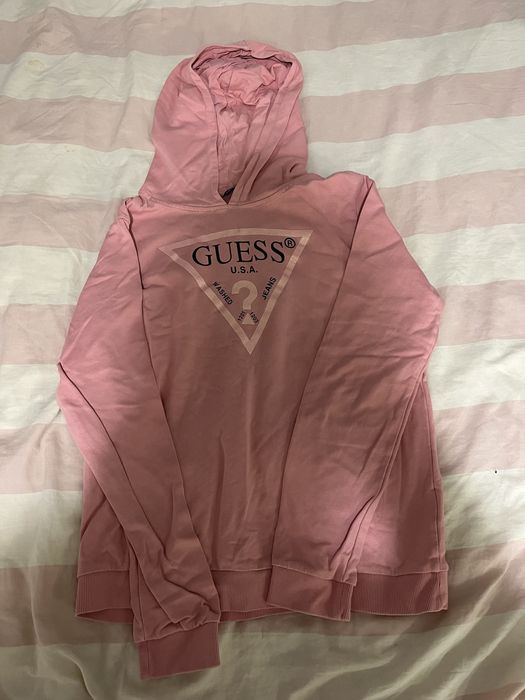 Różowa bluza Guess z kapturem