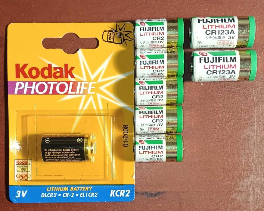 Pilhas 2CR5 6V / PB-11 / CR2 / KCR2 / CR123A