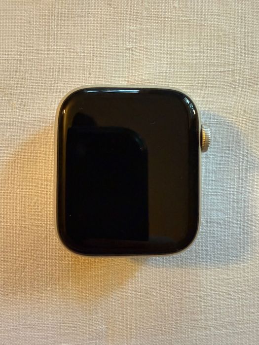 Apple Watch SE Gen 2 44mm Starlight bardzo dobry stan